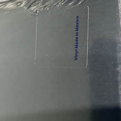 Ariana Grande – “Petal” Vinyl – Canada Only – Limited Edition –Made in Mexico- Factory Sealed. image 12