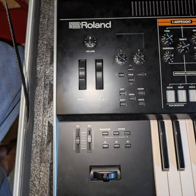 Roland Juno-X 61-Key Programmable Polyphonic Synthesizer 2022 - Present - Black image 1