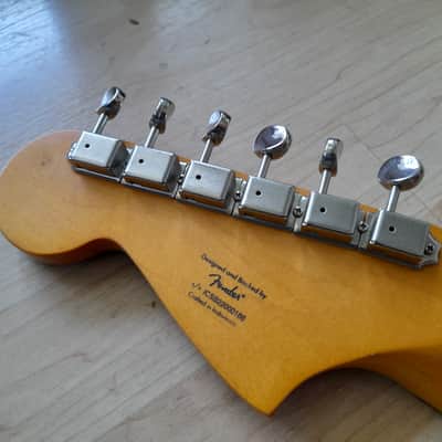 Fender Squier FSR Classic Vibe 60's Jaguar limited edition Charcoal Frost Metallic image 5