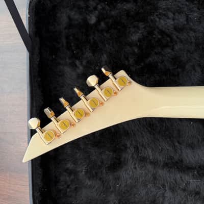 Jackson Pro Series RR5 Rhoads 2003 - 2009 - Ivory with Black Pinstripes image 7