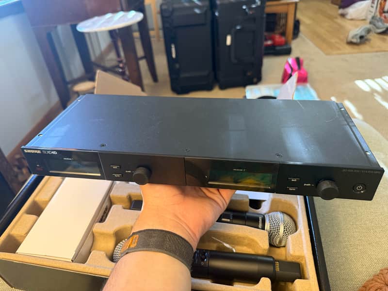 Shure SLXD24D/SM58 Dual Wireless Microphone System J52 image 1
