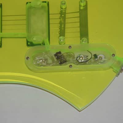 B.C. Rich Mockingbird Clear Acrylic Green Namm 1999 Mint Original Hard Case Rick Derringer Owned image 8