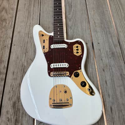 Squier Classic Vibe '60s Jaguar 2022 - Olympic White with Matching Headstock electric guitar Limited edition image 5