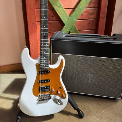Upgraded HSS Strat-Style Guitar – Wilkinson Tremolo – 6 lb 11 oz image 6