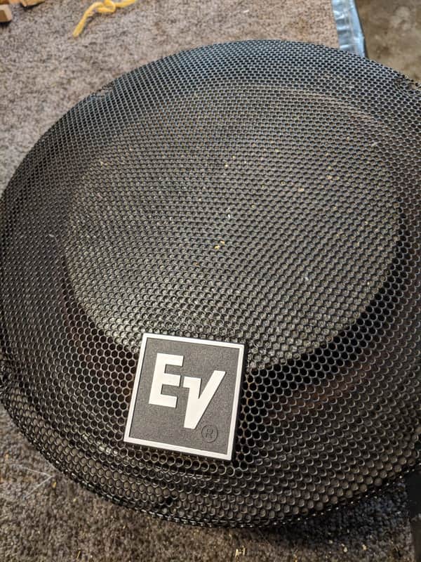 Electro-Voice 15 inch Speaker Black image 1