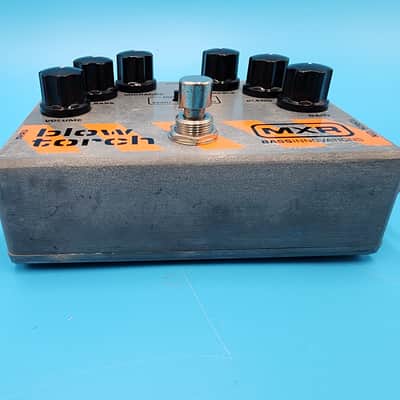 MXR M-181 Bass Blowtorch Overdrive Distortion Guitar Effect Pedal Boost 3 Band image 10