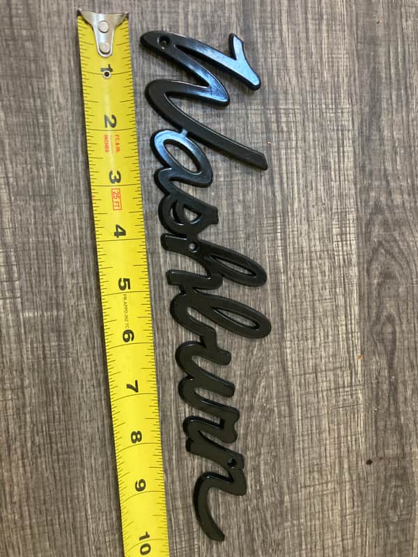 Washburn Guitar case logo 2009 - Black image 1