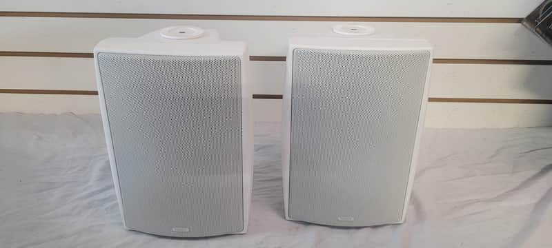 Tannoy DVS-4-WH 4" Coaxial Surface-Mount Loudspeaker for Installation Applications in White image 1