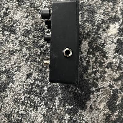 Walrus Audio Red High Gain Distortion Rare Guitar Effect Pedal image 3