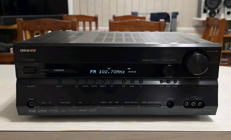 ONKYO RECIEVER/SURROUND/MUSIC 7.1 CHANNELS