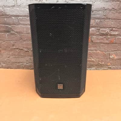 Electro Voice (EV) ELX200 Powered Single 12" Two-Way Loudspeaker 90 x 60 Degree Coverage Pattern image 1