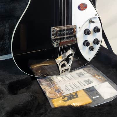 Rickenbacker 620 Jet Glo, Stereo, Gotoh Tuners, Rosewood FB, HSC image 5