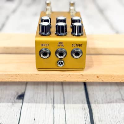 Jackson Audio  Golden Boy Joey Landreth Signature Overdrive Gold image 5