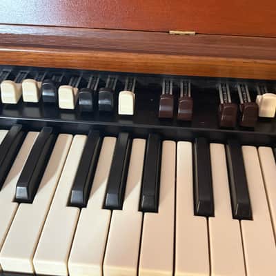 Hammond B3 1957 - Natural Mahogany Serial #65270 image 3