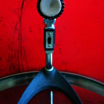 Vintage 1970's Shure 545S Unidyne III dynamic cardioid microphone w Atlas DS14 desk stand prop display repair 545 SM57 image 5