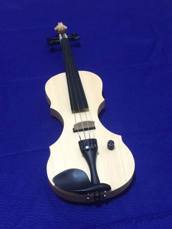Violin,   1/2 electric. imagen 1