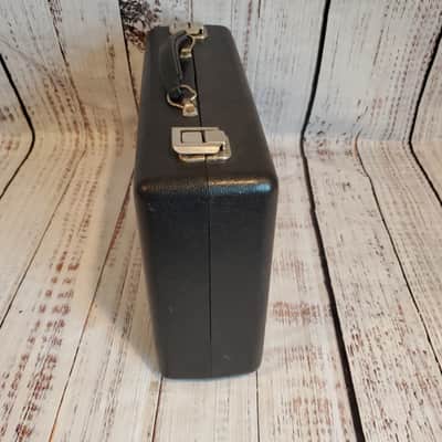 Bundy Clarinet case image 4