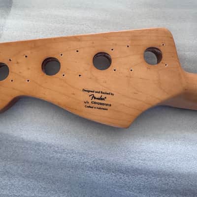 Squier Classic Vibe 60s Jazz Bass Neck parts image 2