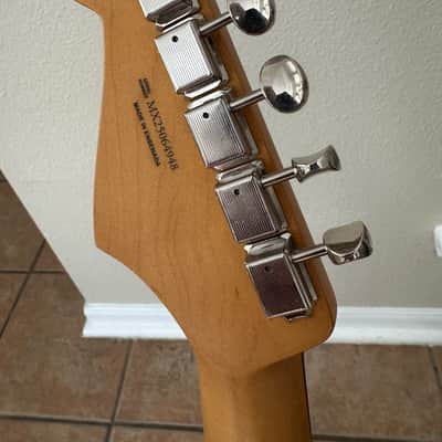 Fender Player II Stratocaster 2025 - Present - Transparent Cherry Burst image 3
