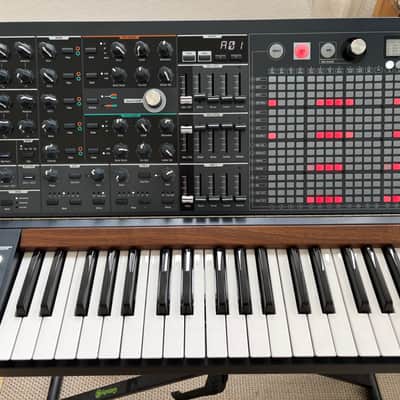 Arturia MatrixBrute 49-Key Synthesizer 2017 - OVP - near mint condition