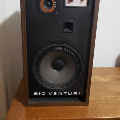 BIC Venturi Formula 4 1976 Walnut image 10