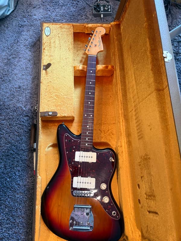 Fender 1962 American Vintage Reissue Jazzmaster 2010 - 3 Color Sunburst image 1