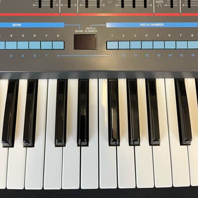 Roland Juno-106 61-Key Programmable Polyphonic Synthesizer 1984 - 1985 - Black image 6