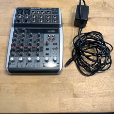 Behringer 802 8-Input 2-Bus Mixer XENYX EQ 2016 - Present - Standard image 2