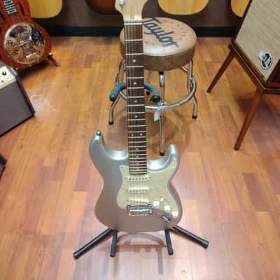 G&L Legacy Series 1997-1999 - Silver image 1