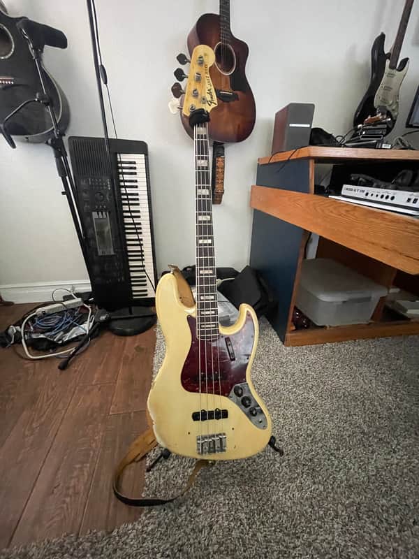 Fender Jazz