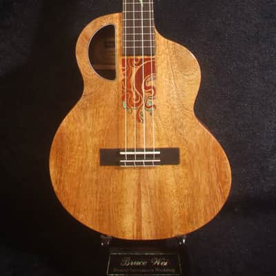 Handcrafted 4 String Baritone Ukulele, Solid Mango & Acacia, Flower inlay, Soft-bag, Bruce Wei UKB19-2005 image 4
