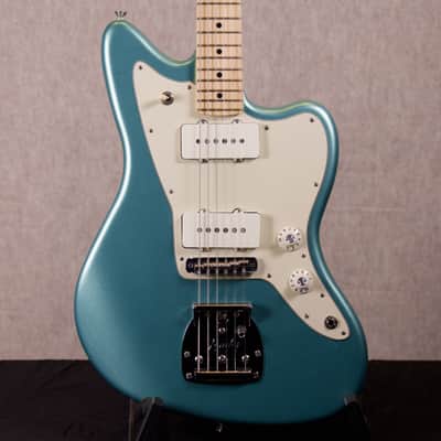 Fender Jazzmaster American Professional 2017 - 2019 Mystic Seafoam Metallic image 2
