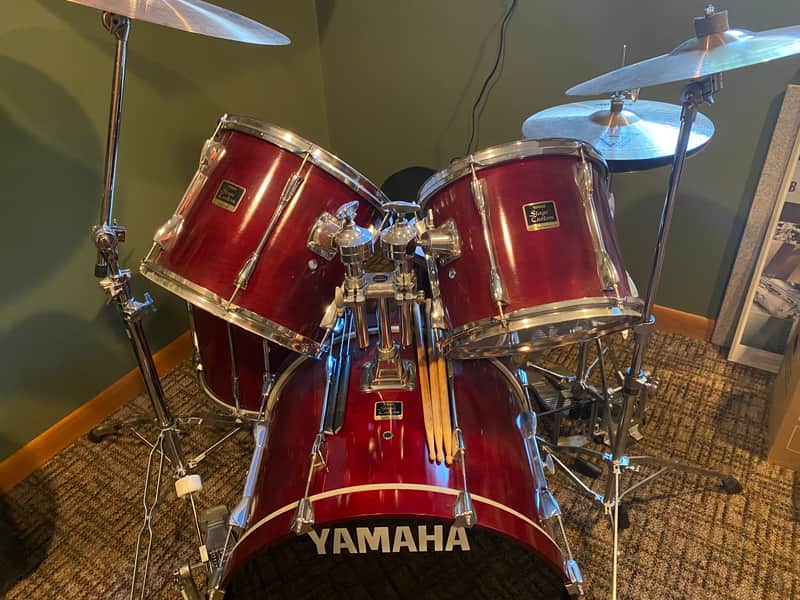 Yamaha SBD022 Stage Custom Birch 22x18.5/16x16.5/13.5x12/12x11/14.5x6.5" 5pc. Includes all hardware, cymbals, extra double pedal and throne. image 1