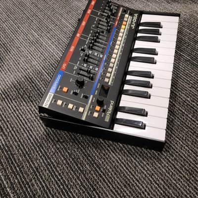 Roland JU-06A Boutique Series Synthesizer Module with K-25m Keyboard 2019 - Present - Black image 3