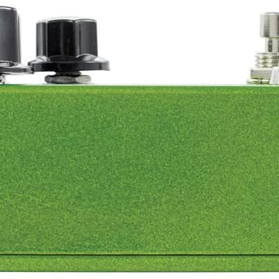 Mint EarthQuaker Hummingbird V4 Repeat Percussions Tremolo Guitar Effect Pedal image 5