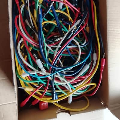 144 patch cables+ accessories image 2