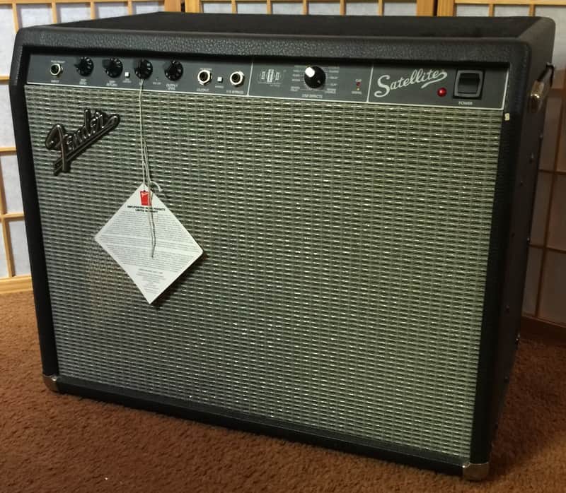 Fender  Satellite SFX Amplifier W/DSP surround sound 32 digital FX 1x12 cab image 1