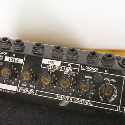 Roland KC-500 4-Channel 150W 1x15" Keyboard Combo Amplifier CG012EE image 6