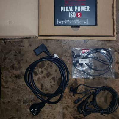 Voodoo Lab ISO5 Pedal Power Supply 2019 - Black image 2