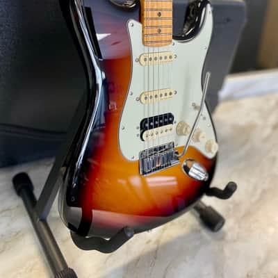 Fender American Ultra Stratocaster HSS with Maple Fretboard Ultraburst image 6