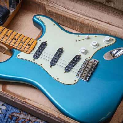 FENDER USA Custom Shop '62 Stratocaster *Dealer Exclusive Flamethrower Journeyman Relic "Ocean Turquoise" (2025) image 2
