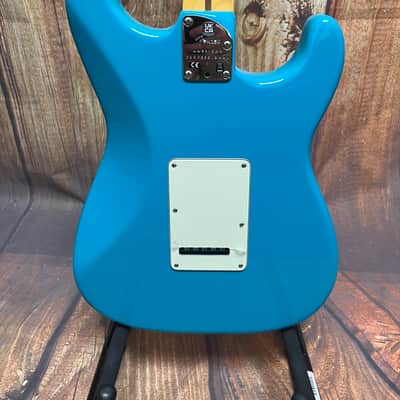 Fender American Professional II Stratocaster Left-Handed - Miami Blue image 4