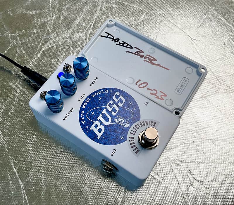 Barber Five Watt World BUSS Oxford white image 1
