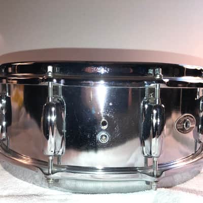 Beautiful Slingerland 10-Lug Snare Drum Niles Badge 1960s - 1970’s - Chrome with Case image 15