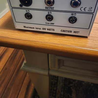 Immagine BootLegger Guitar Attenuator 2023 - White - Mr Farty Pants - 2