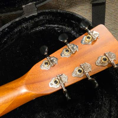 Pono BE-6 Acacia Electric Guilele Guitarlele 6 String Baritone Ukulele With Ko’olau Hardshell Case image 16
