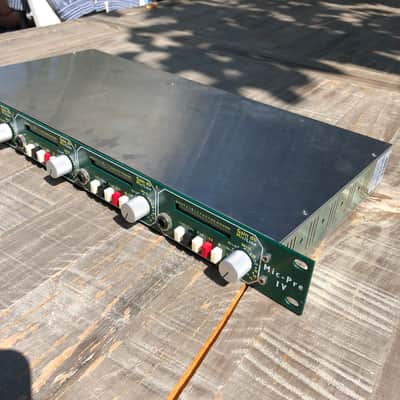 Daking Mic Pre IV 4-Channel Microphone Preamp and DI owned by Eric Cannata from Young the Giant image 8