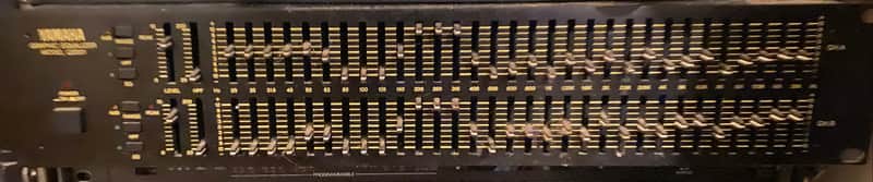 Yamaha Q2031B Dual-Channel Graphic Equalizer 2010s - Black image 1