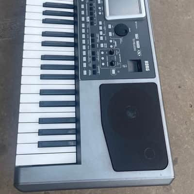Korg Pa900 61-Key Arranger Workstation 2010s - Grey Used image 6