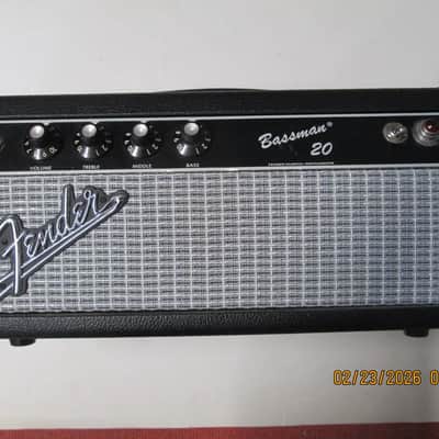 Fender Bassman 20 1983 image 2